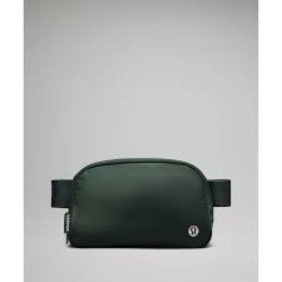 NWT Lululemon Everywhere Belt Bag, 1 L, Legacy Green - Picture 1 of 5